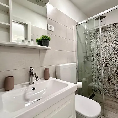 App Parenzana * Грожнян